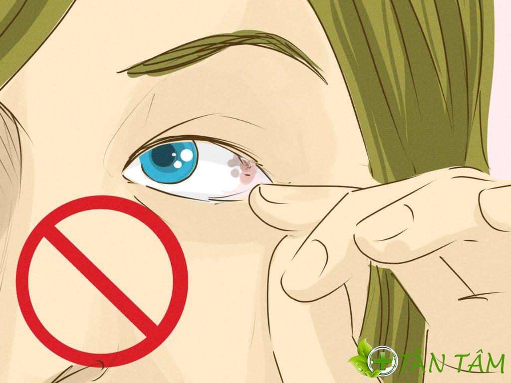 5 cách lấy bụi ra khỏi mắt cực kỳ nhanh chóng hiệu quả và an toàn